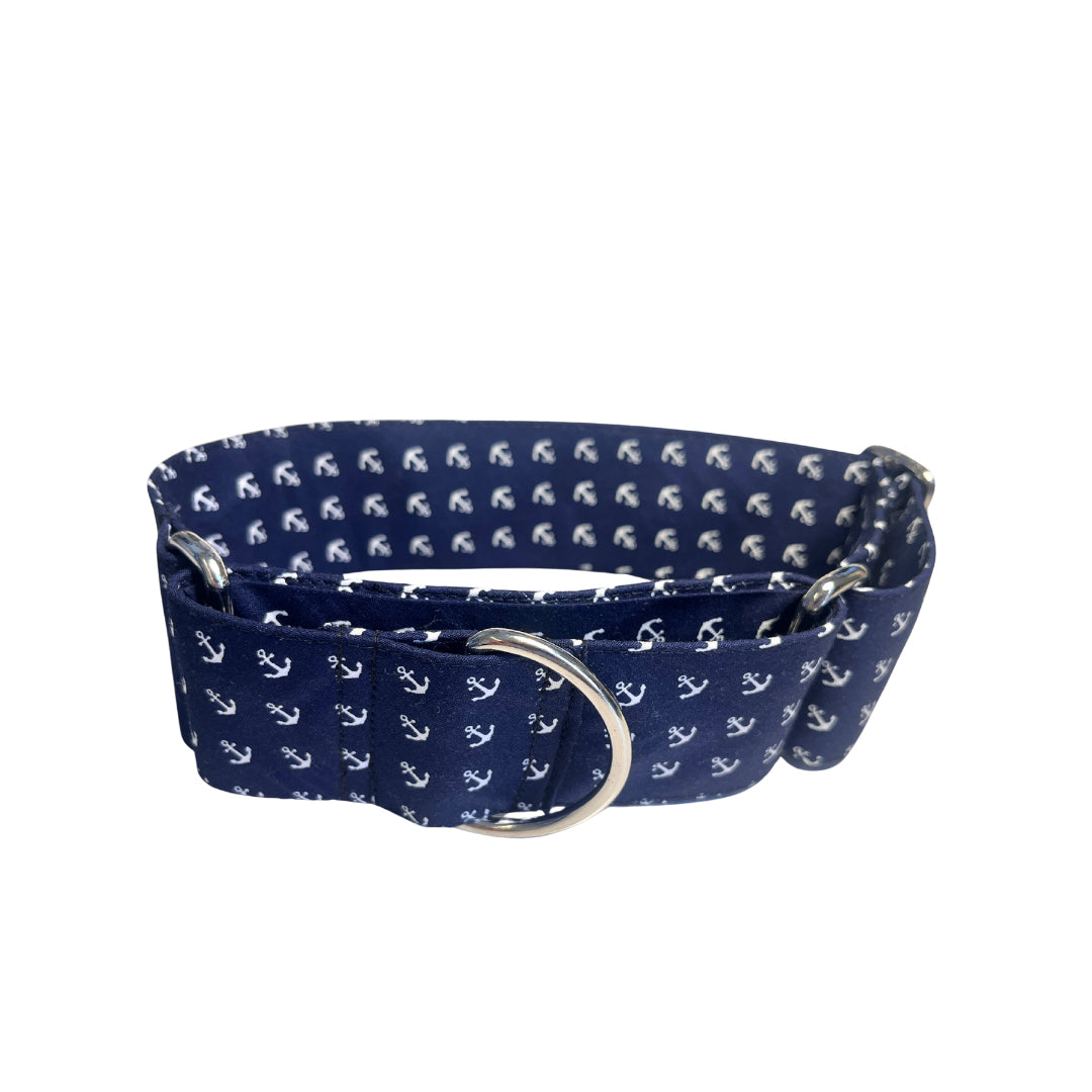 Martingale Hundehalsband „Totenköpfe“