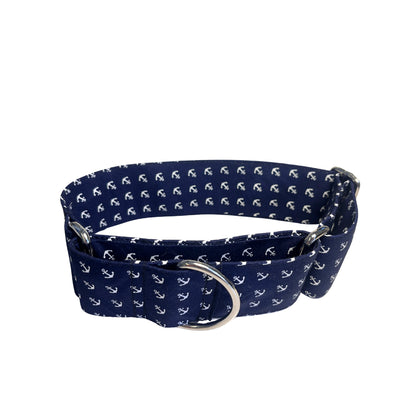 Martingale Hundehalsband „Totenköpfe“